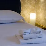 Altido Elegant 1 Bedroom Apt Moments From The Sea